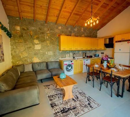 Villa Ege & Villa Yigit & Villa Yagiz - Happy Villalari Fethiye Exterior foto