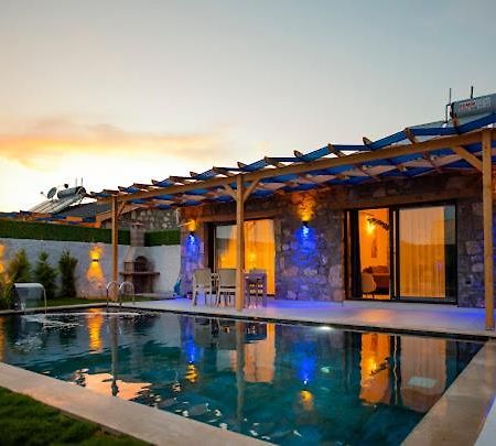 Villa Ege & Villa Yigit & Villa Yagiz - Happy Villalari Fethiye Exterior foto