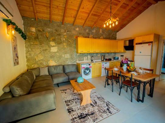 Villa Ege & Villa Yigit & Villa Yagiz - Happy Villalari Fethiye Exterior foto