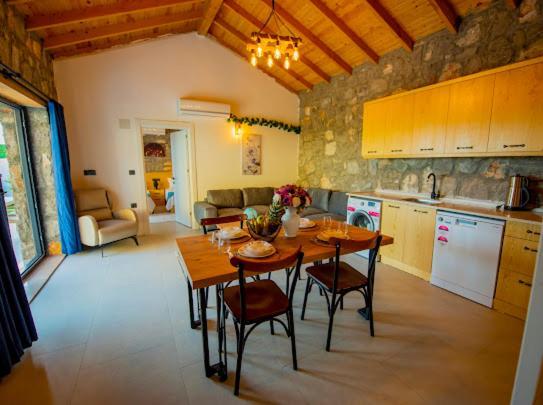 Villa Ege & Villa Yigit & Villa Yagiz - Happy Villalari Fethiye Exterior foto