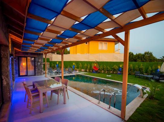Villa Ege & Villa Yigit & Villa Yagiz - Happy Villalari Fethiye Exterior foto